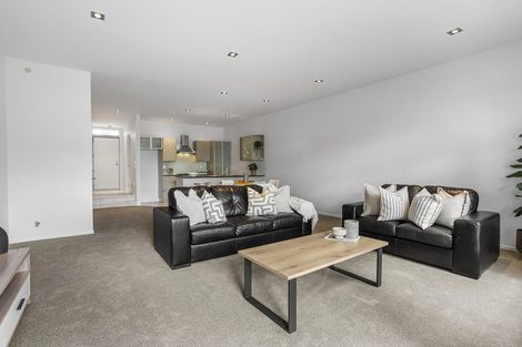 Photo of property in 20/40 Scarlet Oak Drive, Schnapper Rock, Auckland, 0632