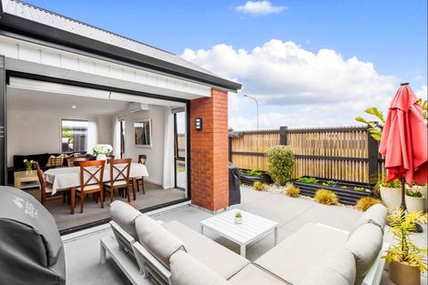 Photo of property in 17 Te Paea Crescent, Papamoa Beach, Papamoa, 3118