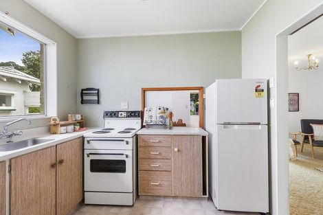 Photo of property in 1/35 Inglis Street, Seatoun, Wellington, 6022