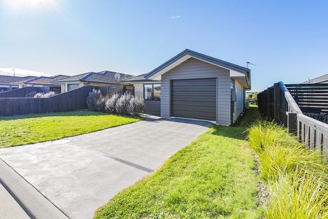Photo of property in 8 Wallingford Crescent, Rolleston, 7615