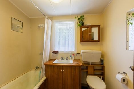 Photo of property in 11 Smith Street, Waipukurau, 4200