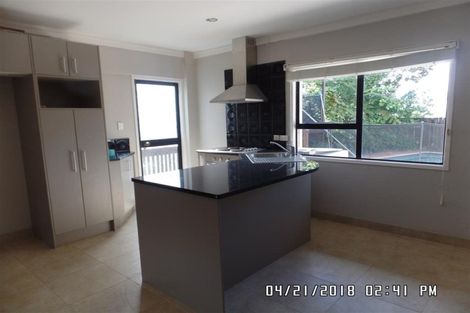 Photo of property in 12 Naviti Place, Browns Bay, Auckland, 0630
