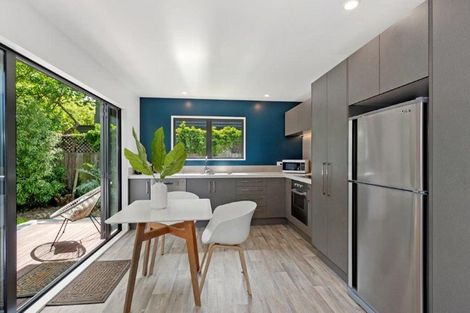 Photo of property in 4/129 Aikmans Road, Merivale, Christchurch, 8014
