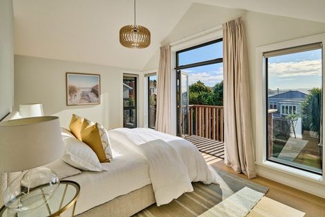 Photo of property in 37 Forres Street, Seatoun, Wellington, 6022