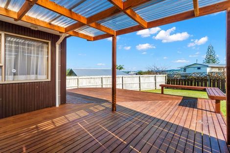 Photo of property in 14 Ross Street, Onerahi, Whangarei, 0110