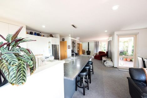 Photo of property in 75 Kent Street, Picton, 7220