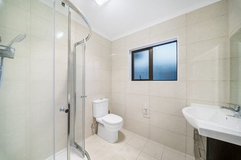 Photo of property in 19a Kelwyn Road, Kelston, Auckland, 0602