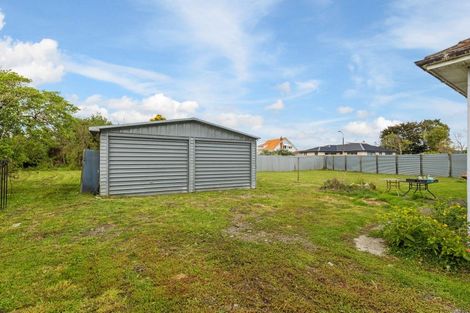 Photo of property in 31 Exeter Crescent, Takaro, Palmerston North, 4412