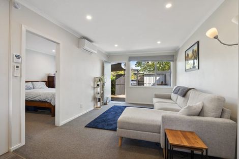 Photo of property in 43 Hereford Street, West End, Palmerston North, 4410