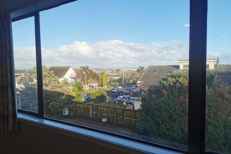 Photo of property in 18 Deodar Place, Totara Heights, Auckland, 2105