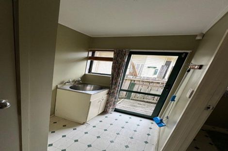 Photo of property in 12 Friedlanders Road, Manurewa, Auckland, 2102