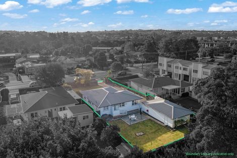Photo of property in 84 Matipo Road, Te Atatu Peninsula, Auckland, 0610