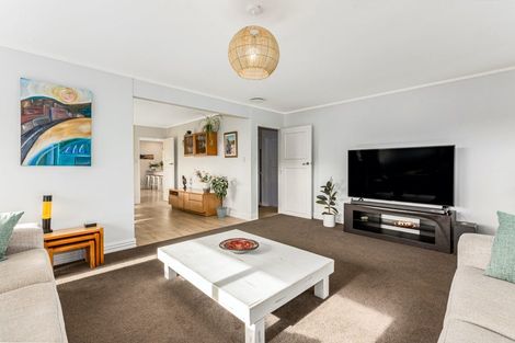 Photo of property in 34 Exploration Way, Whitby, Porirua, 5024