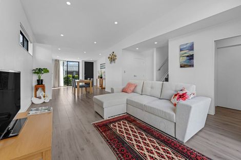 Photo of property in 17 Hoiho Road, Pukekohe, 2120