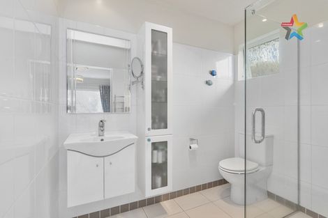 Photo of property in 80 Queens Grove, Hutt Central, Lower Hutt, 5010