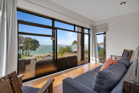 Photo of property in 1202 Cove Road, Langs Beach, Waipu, 0582