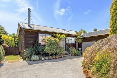 Photo of property in 22 Camden Place, Papatoetoe, Auckland, 2025