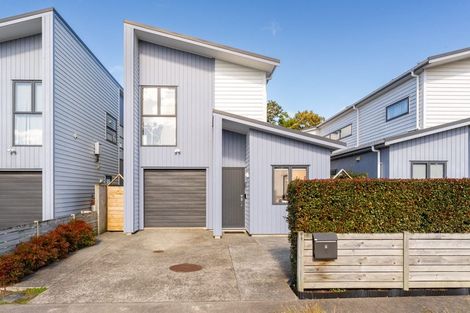 Photo of property in 7 Tapuwae Way, Mangere Bridge, Auckland, 2022
