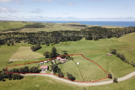 Photo of property in 476 Rehutai Road, Baylys Beach, Dargaville, 0377