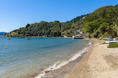 Photo of property in 354b Waikawa Road, Waikawa, Picton, 7220