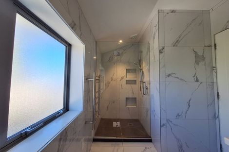 Photo of property in 1/52 Fendalton Road, Fendalton, Christchurch, 8014