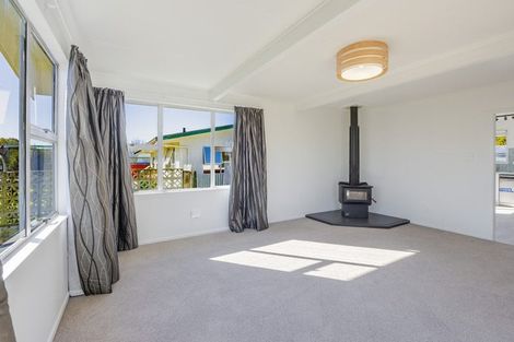 Photo of property in 4 Cabot Place, Flaxmere, Hastings, 4120
