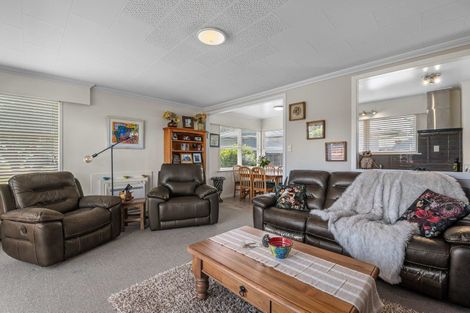 Photo of property in 3 Tawavale Street, Pukehangi, Rotorua, 3015