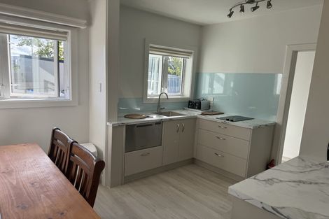 Photo of property in 1-12/48 The Bay Hill, Timaru, 7910