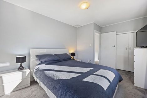 Photo of property in 383 Great South Road, Opaheke, Papakura, 2113