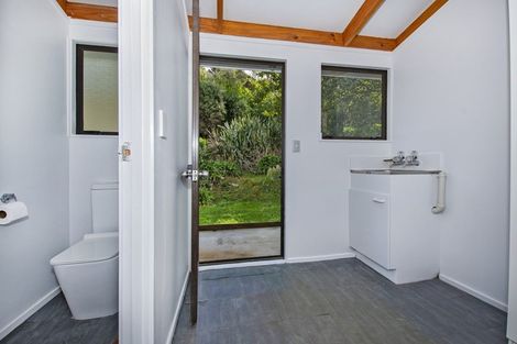 Photo of property in 6 Yarborough Street, Kohukohu, 0491