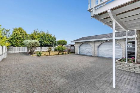 Photo of property in 9 Golders Place, Richmond Heights, Taupo, 3330