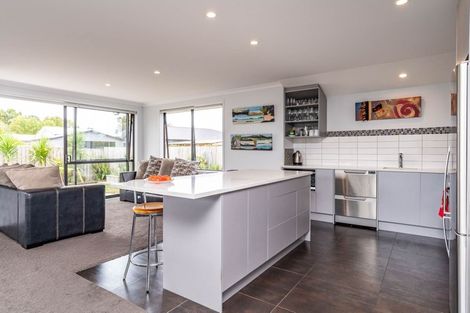 Photo of property in 32 Kedge Drive, Mangawhai, 0505