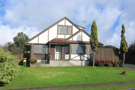 Photo of property in 2/13 Rapallo Place, Farm Cove, Auckland, 2012
