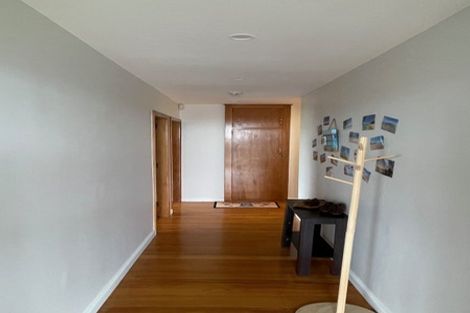 Photo of property in 124 Major Hornbrook Road, Mount Pleasant, Christchurch, 8081