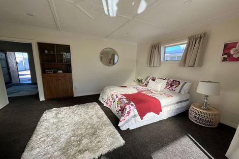 Photo of property in 42a Hargest Crescent, Saint Kilda, Dunedin, 9012