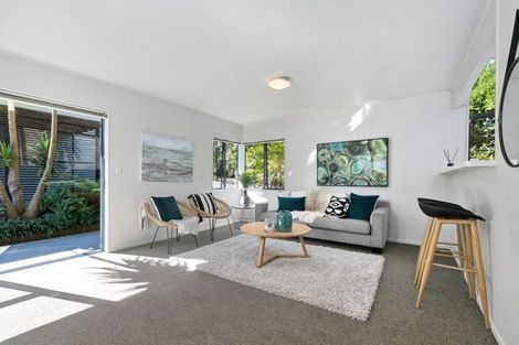 Photo of property in 2/69a Chivalry Road, Glenfield, Auckland, 0629