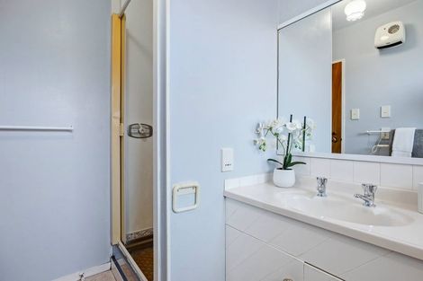 Photo of property in 2/98 Buchanans Road, Hei Hei, Christchurch, 8042