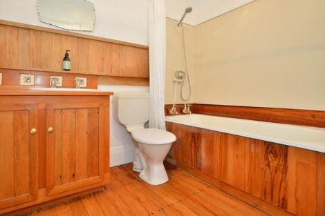 Photo of property in 18 Lysnar Street, Okitu, Gisborne, 4010