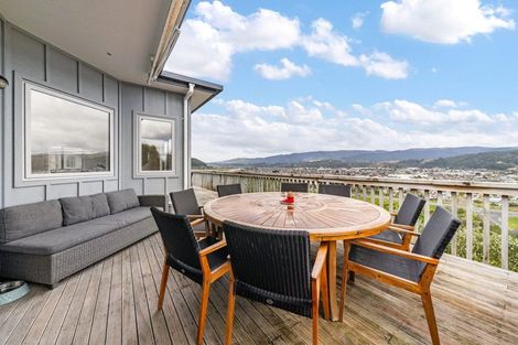 Photo of property in 13a Riverstone Drive, Riverstone Terraces, Upper Hutt, 5018