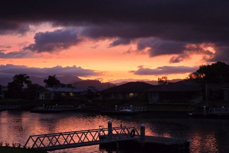 Photo of property in 17 Waitotara Way, Whitianga, 3510