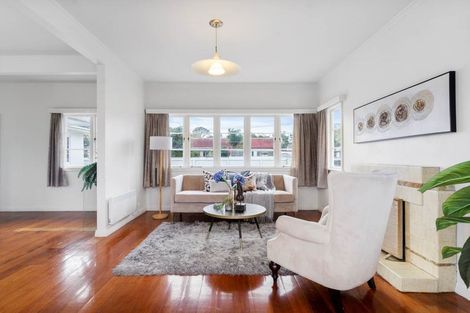 Photo of property in 1/91 Nile Road, Milford, Auckland, 0620