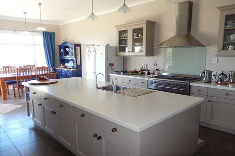 Photo of property in 5 Ure Street, South Hill, Oamaru, 9400