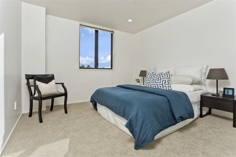 Photo of property in 4d/171 Hurstmere Road, Takapuna, Auckland, 0622