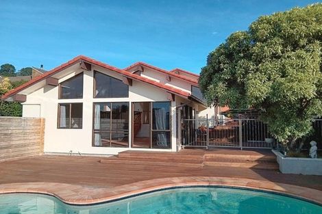 Photo of property in 6 Brigid Place, Mount Pleasant, Christchurch, 8081