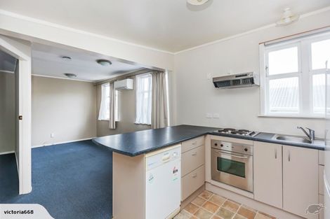 Photo of property in 5/60 Fairlie Terrace, Kelburn, Wellington, 6021