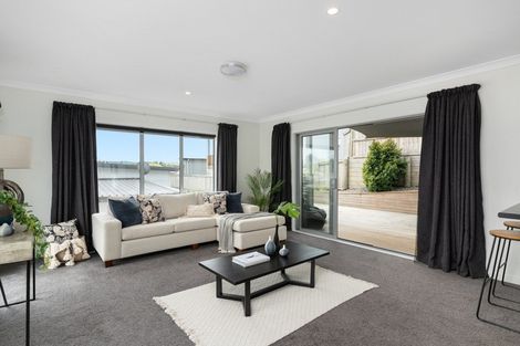 Photo of property in 23 Rochfort Crescent, Pyes Pa, Tauranga, 3112