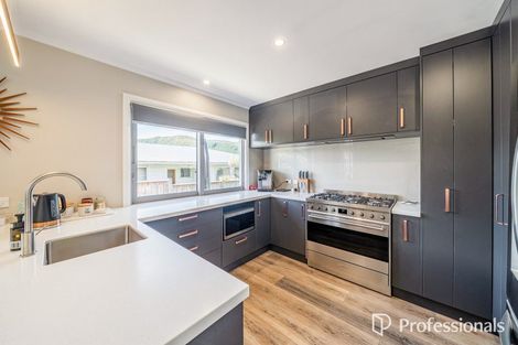 Photo of property in 25 Kendal Grove, Wainuiomata, Lower Hutt, 5014