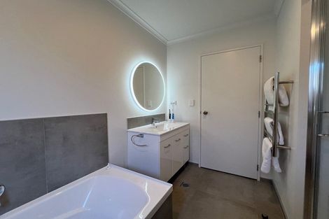 Photo of property in 33 Katipo Road, Takanini, 2112