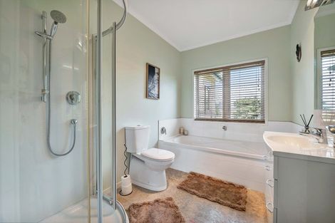 Photo of property in 40 Maunga Heights, Hurworth, New Plymouth, 4371