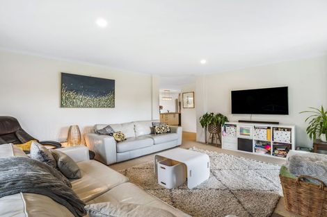 Photo of property in 9 Riverside Way, Amberley, 7410